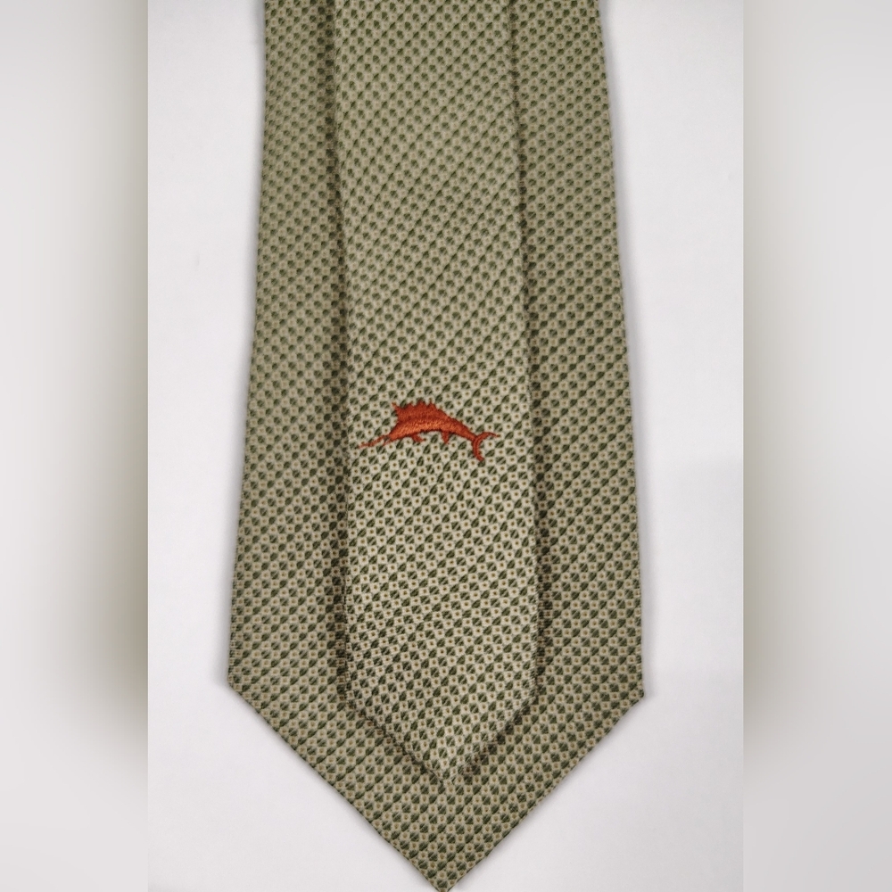 Tommy Bahama Men's Silk Tie Gold Green Geo-print & Marlin - Picture 1 of 7